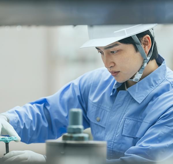 設備施工管理の仕事内容を知る